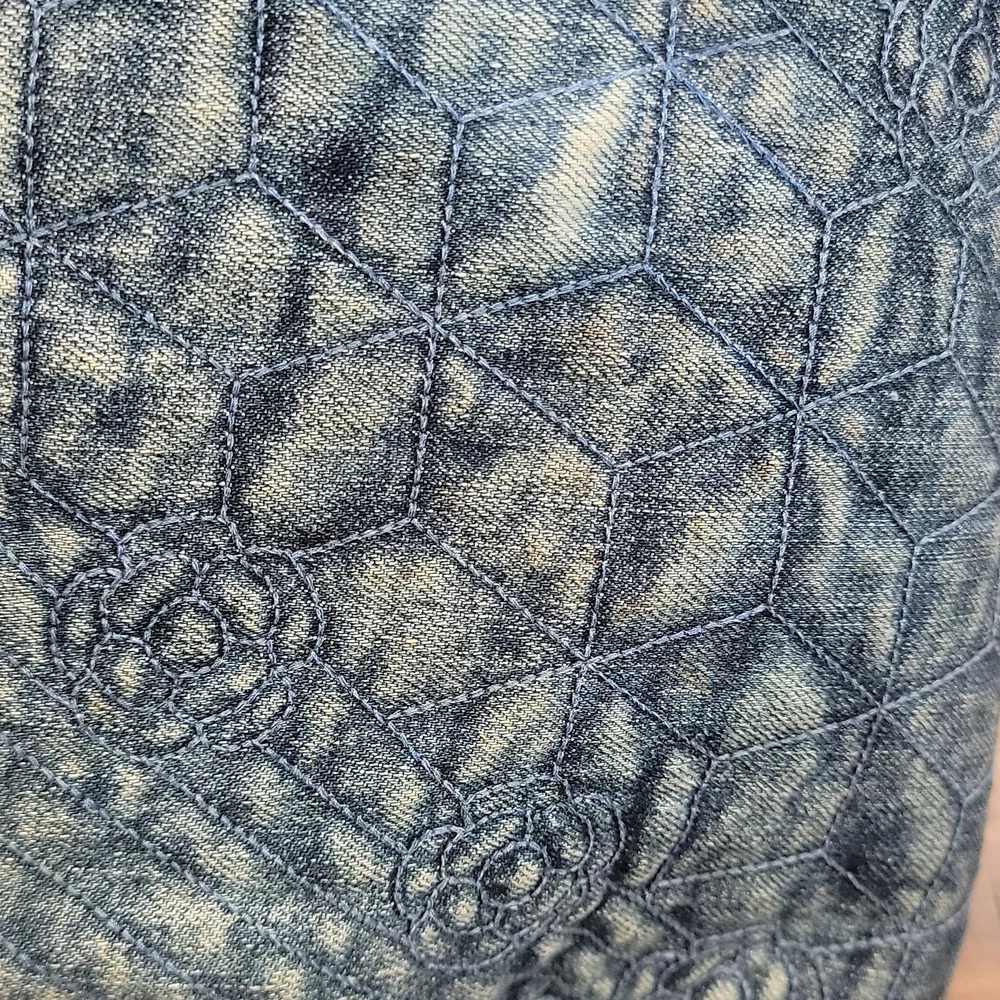 SOLD Rare & authentic CHANEL denim bag - Picture 6 of 15